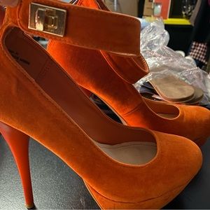 Women’s Heels by Rogue